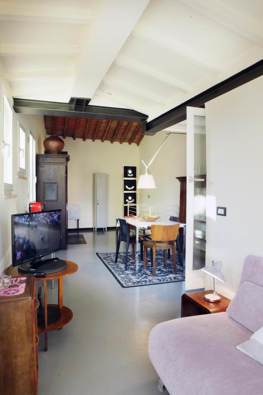 La Costarella - With Cozy Terrace Apartamento Siena